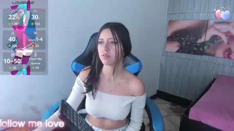 Z O E online show from September 26, 9:01 pm