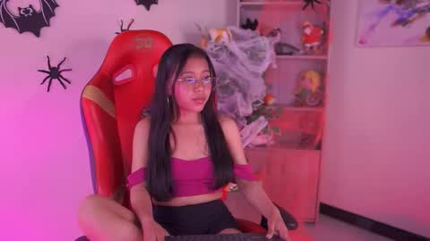 Zoe  online show from October 11, 4:21 pm