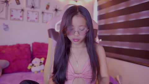 Zoe  online show from October 20, 4:01 pm