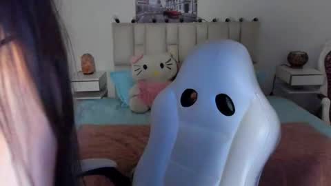 Zoe online show from September 30, 11:32 am