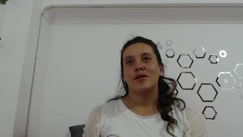 Carolina online show from November 19, 8:40 pm