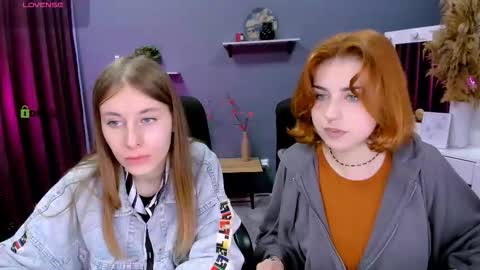 zoe_wind online show from September 22, 5:33 am