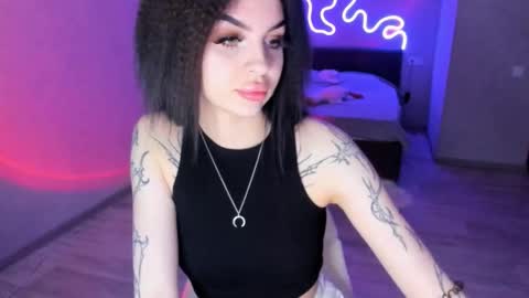 zoedrift online show from September 29, 3:11 pm