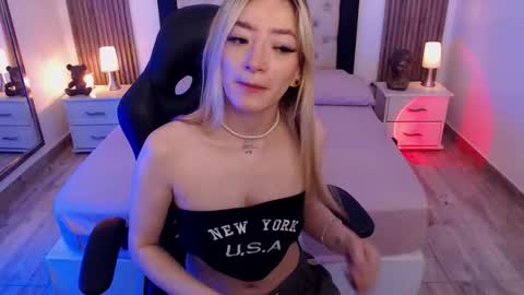 zoe online show from October 26, 10:42 pm