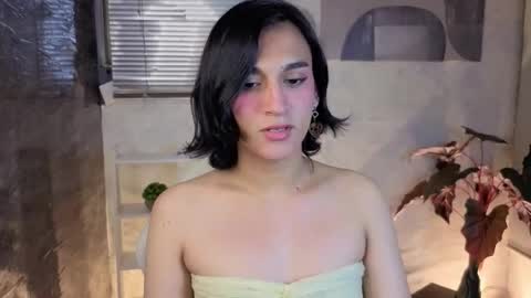 ZOE online show from May 7, 4:41 am