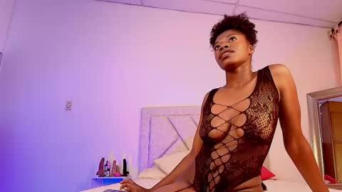 ZoeDreams online show from May 9, 8:26 pm