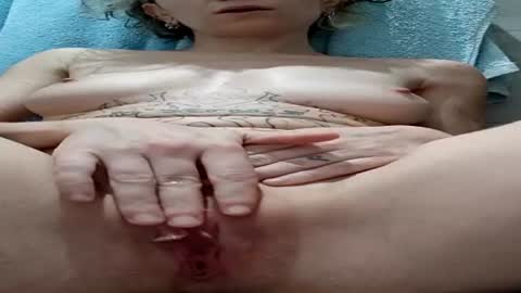 Zoe Fae online show from August 3, 4:03 am
