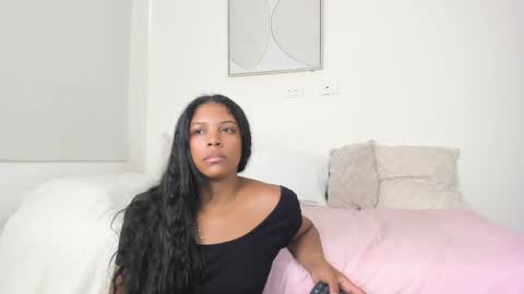 zoegarner10 online show from June 9, 7:35 pm