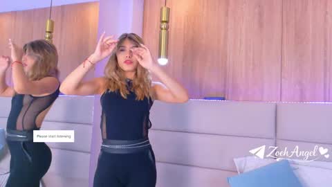 Zoe online show from April 6, 11:33 am