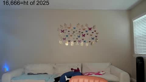 Zoie online show from October 10, 9:52 pm