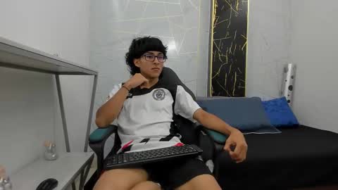     online show from October 27, 7:36 pm