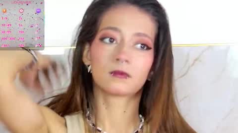 Violeta online show from October 19, 8:35 pm