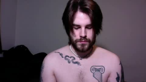 zorvello_83 online show from April 16, 8:09 pm