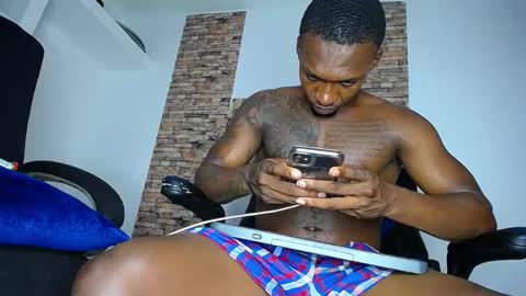 zousxxx online show from April 9, 2:04 am