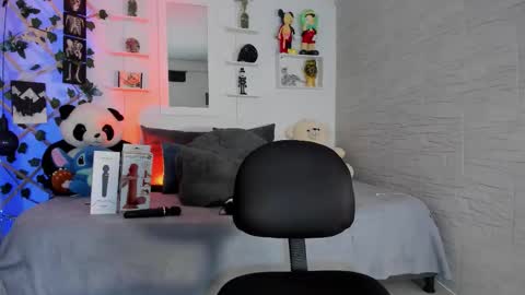 Zury Ramirez online show from October 22, 9:38 pm