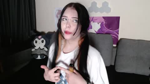 Ashley online show from April 18, 10:54 pm