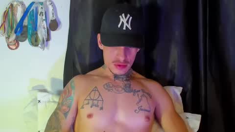 Snapshot of zyongarcia2020 chatting on January 18, 5:04 pm zyon garcia online show from January 18, 5:04 pm